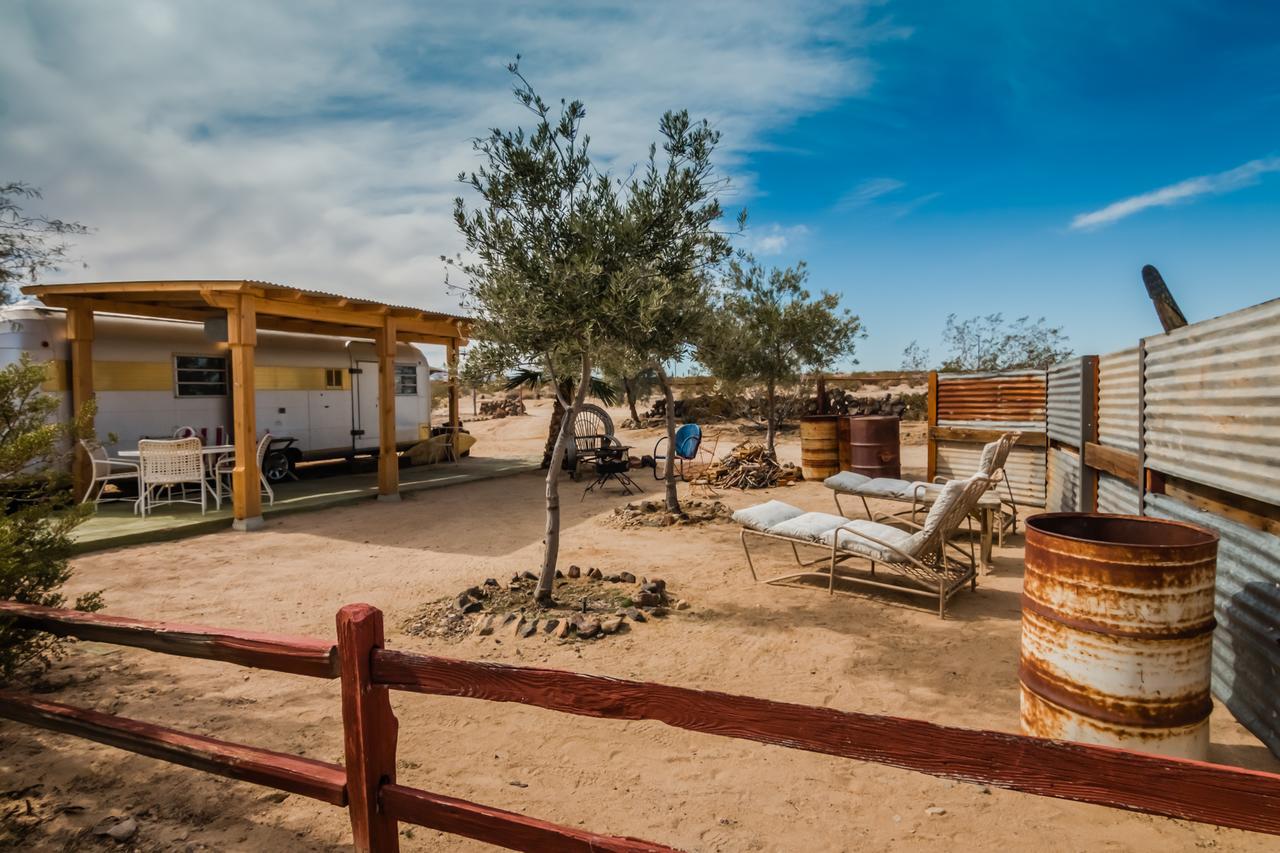 Flying Point Homestead Twentynine Palms Exterior photo